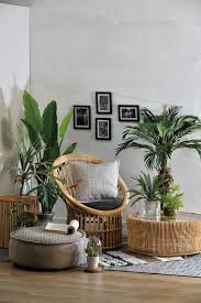 Geometric living room paint is all the rage at the moment. 60 Plant Stand Design Ideas For Indoor Houseplants Page 39 Of 67 Lovein Home Plant Decor Indoor House Plants Decor House Plants Indoor