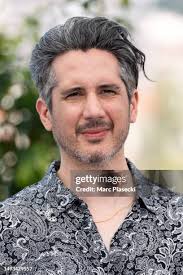 174 photos et images haute résolution de Marc Salem