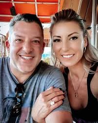 Tony Stewart and Leah Pruett 🥰 ルののッ