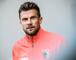 FC Augsburg löst Vertrag mit Daniel Baier auf