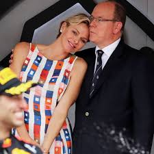 Albert of monaco's wife has now been missing from home for several months due to an infection that prevented her from returning to monte carlo. Furstin Charlene Nach Kritik An Neuen Fotos Ihrer Kinder Loscht Sie Instagram Post Gala De