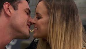 The Bachelor recap, Episode 8: McDonald's and Wrigley Field are good places  to make out