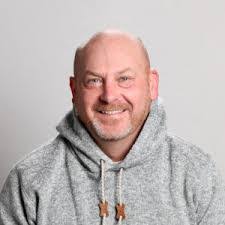 Milo Davis's Instagram, Twitter & Facebook