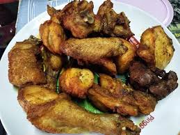 Ayam goreng literally means fried chicken in malay (including both indonesian and malaysian standards). Resipi Ayam Goreng Cili Api Paling Simple Serius Sedap Ilhamresipi