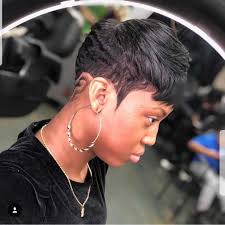 The pixie cut are ultra short feminine hairstyles which are popular in recent years, especially since celebrities such as katie holmes, ginnifer goodwin, michelle we will share with you 20 short pixie haircuts for black women. 30 Best Bob And Pixie Hairstyles For Black Women In 2019