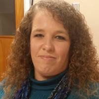 Karen Neth's Instagram, Twitter & Facebook