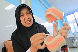We did not find results for: Sakit Akibat Gigi Bungsu Tumbuh Jangan Panik Madiuntoday