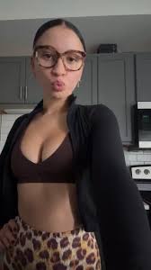 @onlymyaroses video Tweet