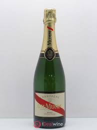 Une élaboration minutieuse à la recherche des meilleurs arômesassemblée à partir de 77 crus, la cuvée cordon. Acheter Brut Champagne Mumm Cordon Rouge Lot 1613