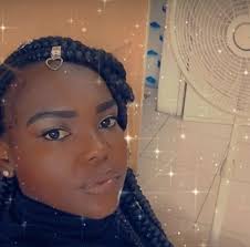 Lage non bizinis ou nan yon kòmantè 👇🏾