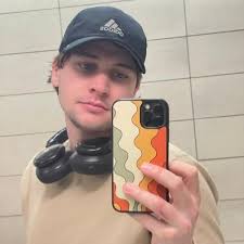 Henry Stapleton (@henrystapleton)