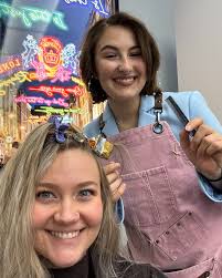 Ever wonder who does our hair or when we can get it done? The answer is:  whoever is available and whenever we have time! 🤣 So a middle of the day  cancellation