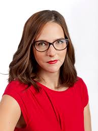 Az év legrövidebb éjszakáján a nyári napfordulót ünnepeljük. Almaevestol A Lanyok Ugraltatasaig Europai Szent Ivan Eji Nepszokasok Nok Lapja