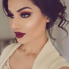 Maquillaje Color Vino Maquillaje Color Vino Cabello Y Maquillaje Maquillaje De Ojos Los labios en tonos fuertes como el color vino o color negros. maquillaje color vino maquillaje