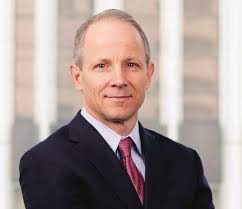 L E A D E R S O F I N F L U E N C E :