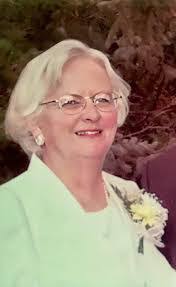 Deborah Perryman's Instagram, Twitter & Facebook