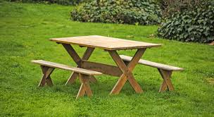 Table de jardin en bois, résine tressée ou en métal ? Comment Fabriquer Une Table De Jardin