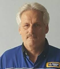 Elliot Wiggins's Instagram, Twitter & Facebook