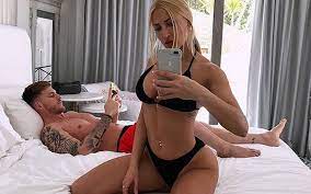 Check spelling or type a new query. Iwanna Toynh O Prwhn Ths Th Mplokare Sto Instagram Newsbeast