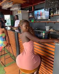 Последние твиты от mukhisa kituyi (@drmukhisakituyi). Such Ladies Can Squander Your Monthly Salary In A Bar Within 5 Minutes Photo Daily Post