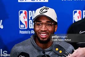 408 Sandra Mitchell Photos & High Res Pictures