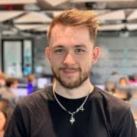 Евгений Антипов