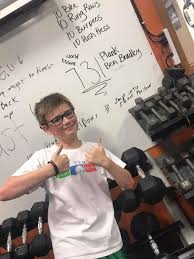Abs kids works with children and families affected by autism spectrum disorder (asd) to reach breakthroughs. Crossfit Rails This Kid Abs Of Steel Facebook