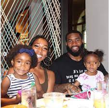 Miami dolphins cornerback xavien howard was arrested late sunday in davie, florida, and charged with domestic battery following an alleged incident involving his fiancee and her purse. Meet Xavien Howard S Girlfriend Keli Long Bio Wiki
