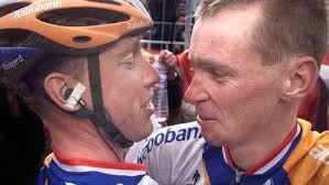 Il 13 luglio 2017 dekker dichiarò la sua omosessualità attraverso la sua pagina twitter , rivelando di essersi sposato nell'aprile dello stesso anno. Erik Dekker Alchetron The Free Social Encyclopedia