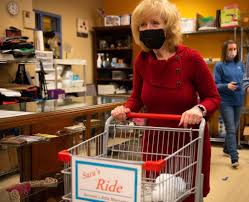 Airman's Attic Perseveres through MS > Joint Base Langley-Eustis > Article  Display