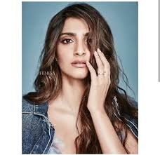 Who Is The Worst Actress In Bollywood Quora The actor is certainly a movie star and has even received oscars for producing and writing. who is the worst actress in bollywood