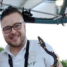 Luis Disla's Instagram, Twitter & Facebook