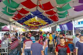 Pasarmalam #permainantradisional #lebakbanten #rangkasbitung #ciuyah pasar malam merupakan salah satu hiburan. Ramadhan Bazaar Delights Kampung Baru Flyklia