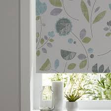 See more ideas about roller blinds, roller shades diy, diy window shades. Boreas Corded Green White Floral Blackout Roller Blind W 60cm L 195cm Diy At B Q