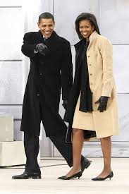 They have a thick coat of hair their large feet spreads their weight on the sand when they are walking. Camel Hair Coat History