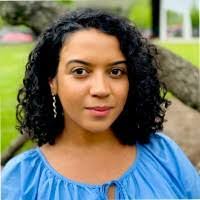 Alexis Barnett's Instagram, Twitter & Facebook