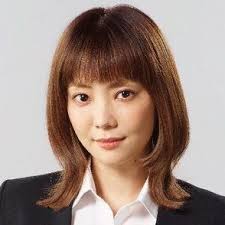ドラマ「オー!マイ・ボス!恋は別冊で」に出演している倉科カナさんのショートヘアが可愛いと話題になっています。 倉科カナさんのショートヘアをみた方は、 倉科カナのショートヘアめっちゃ可愛い ショートの倉科さんきれいだわ~ … åˆ'äº‹7äººã®å€‰ç§'ã‚«ãƒŠã®ãƒ'ãƒƒãƒ„ãƒ³é«ªåž‹ãŒå¯æ„›ã„ é«ªè‰²ã¯é‡'é«ªã«è¿'ã„