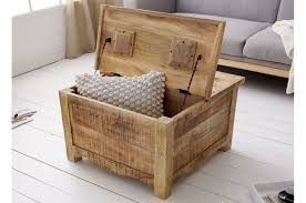 Table Basse Carree Bois Massif Avec Coffre De Rangement Cbc Meubles A vous d'être créatif et original afin de trouver une fonction primaire ou secondaire à votre coffre vieux bois. table basse carree bois massif avec