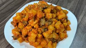 Masak yang simpel aja ya hari ini.saya masak sambal goreng ati ampela krecek tapi kuahnya saya pakai fibercreme,untuk pengganti santan yang biasa saya pakai saat memasak. Sambal Goreng Kentang Ati Ampela Tanpa Santan