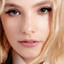 Buy your tickets now for Esther Graf at oeticket.com