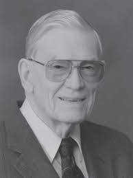 Ralph Peck's Instagram, Twitter & Facebook