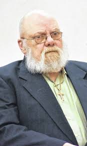 Arson suspect admits serving as own attorney 'might not be in my best  interest'