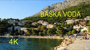 Baška voda is about 10 kilometres north of makarska and boasts crystal clear sea, more than 2,700 hours of sunshine annually and a host of cultural events and evening entertainment, in addition to water and land sports and recreational facilities. Baska Voda Beach Croatia Snorkeling Youtube