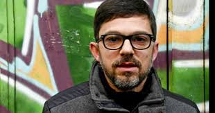 Vita da rider: i nuovi poveri tra mance e aggressioni