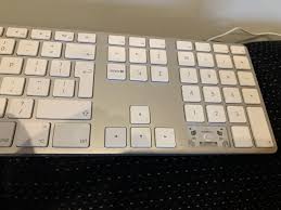 Press to turn on your mac or wake it from sleep. Help Is My Mac Aluminium Keyboard Type H Or Type F Trying To Order Replacement 0 Key Mac