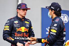 A kredit tét nem része a nyereménynek. F1 Hamiltont Is Megleptek Az Idomero Eredmenyei Vezess