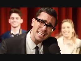 Humorous sign with incorrect apostrophes