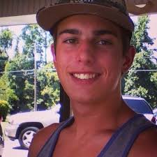 Cade Andrews (@candrews1268)