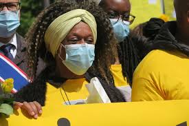 Ivry : «Nous voulons la justice, pas la haine», l'hommage après la mort de  Marjorie