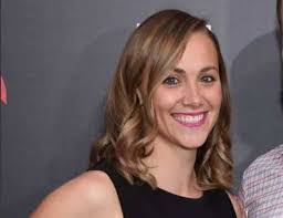 Liza Barber's Instagram, Twitter & Facebook